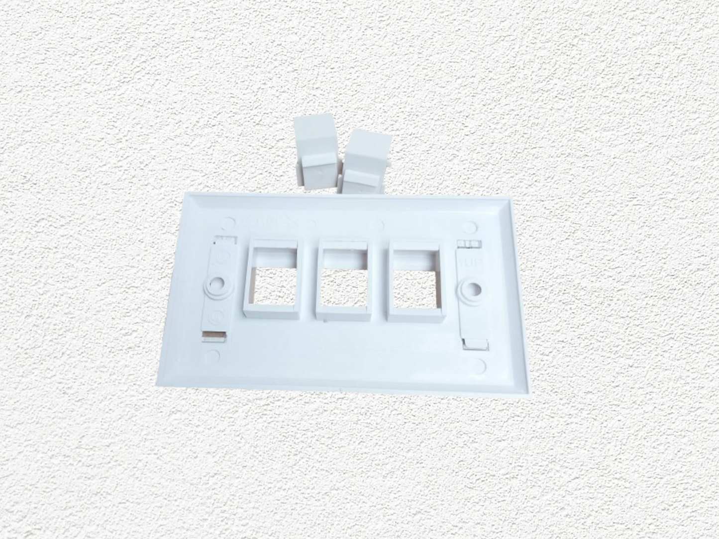 Face Plate horizontal TRIMERX 1 a 3 puertos blanco
